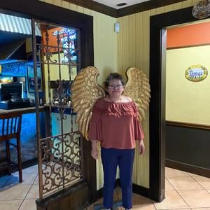 Meet your Posher, Maria